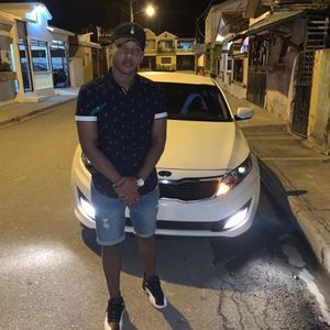 Meet your Posher, Hector jose